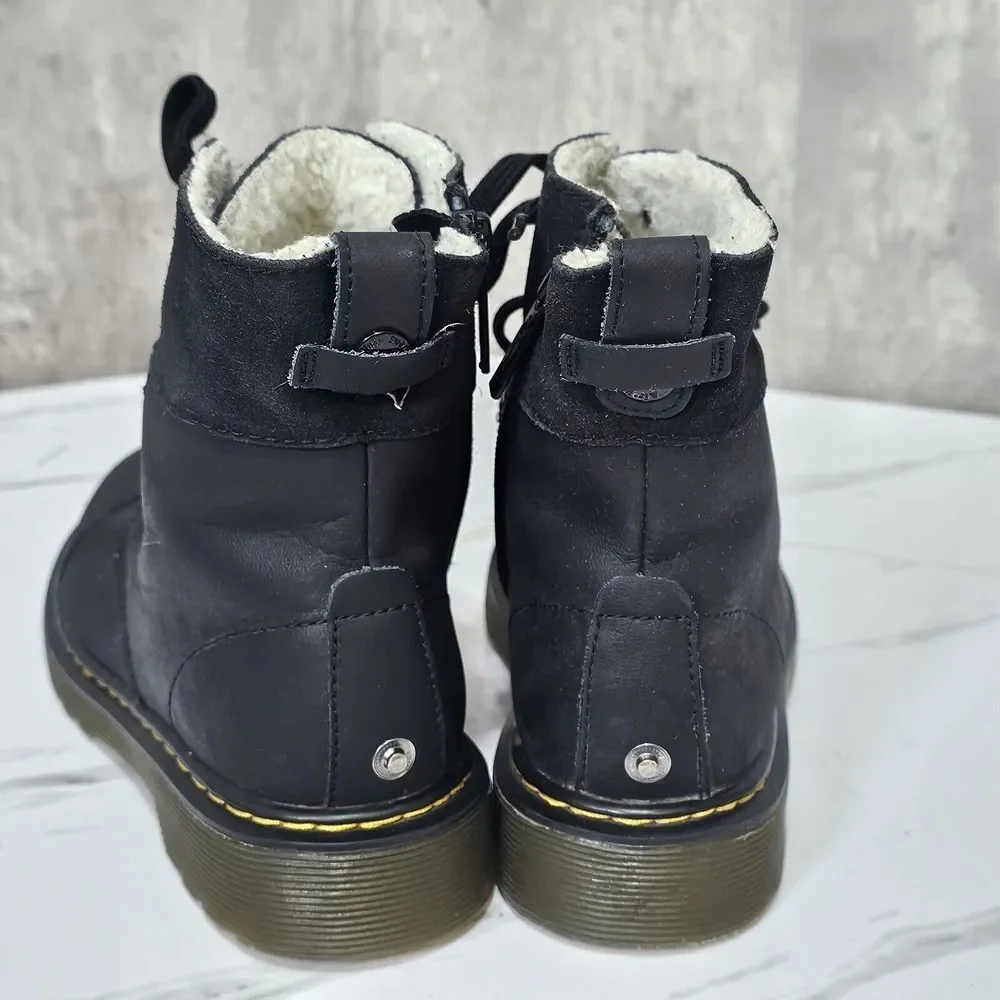 Dr Martens Aimilita Black Sherpa Lined 6 Eyelet Combat Boots Docs Youth UK2‎ US3